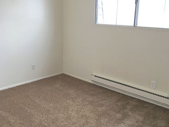 4th image of 555 E 700 S APT 7B