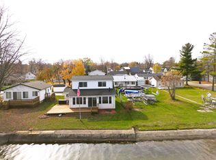 119 Wilson St, Houghton Lake Heights, MI