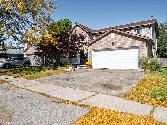 2nd image of 141 Viscount Rd