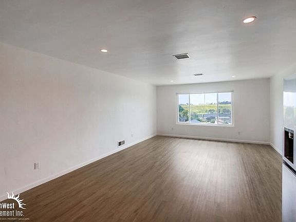 3rd image of 6344 Tooley St #A