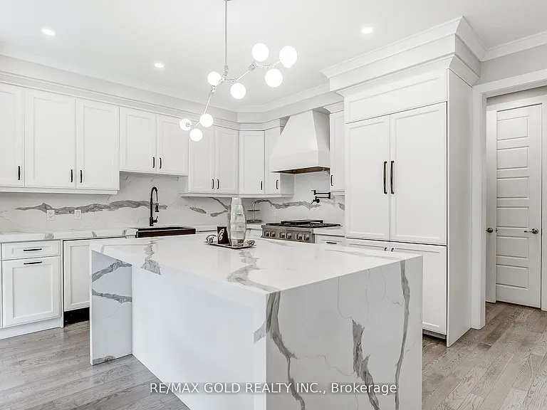 3352 Vernon Powell Dr — Photo 17