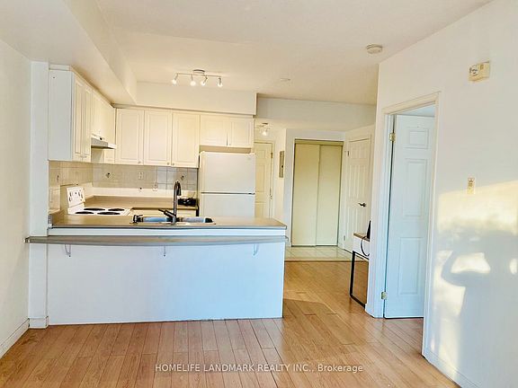 3rd image of 2351 Kennedy Rd #105