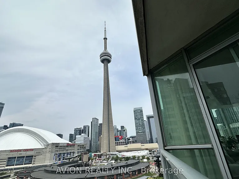 230 Queens Quay W #1526 — Photo 21