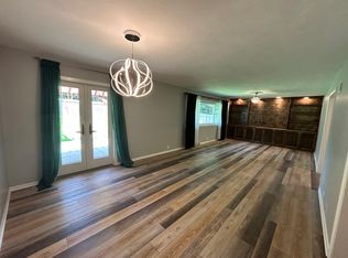 5940 Sumner St, Lincoln, NE 68506