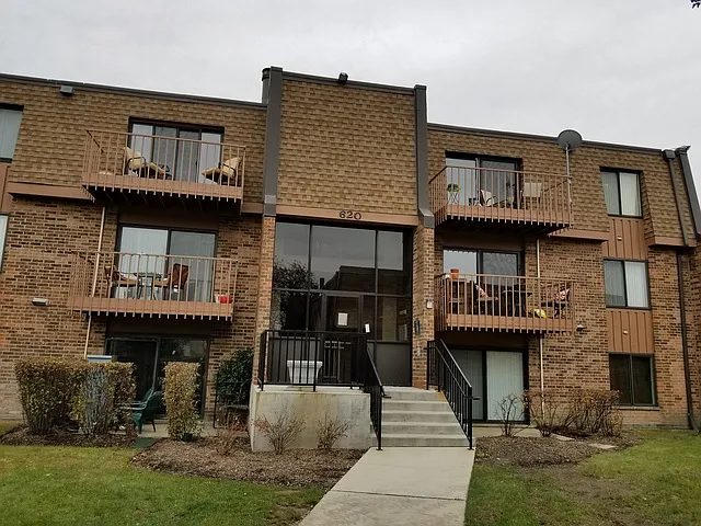 620 Tralee Ct APT 2B photo 1