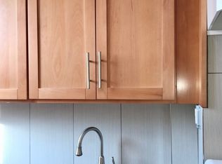 942 4th Ave FLOOR 3, Brooklyn, NY 11232