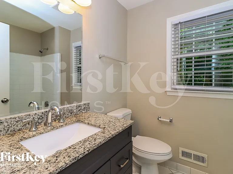 7625 Summerwood Ln — Photo 12