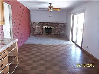 2nd image of 444 N Santa Monica St