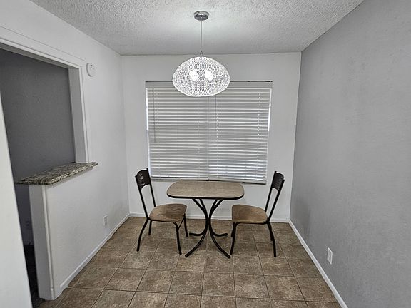5th image of 1475 Brittany Ln APT 17