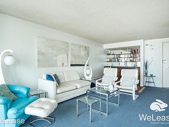 4th image of 1710 Avenida Del Mundo Unit 405