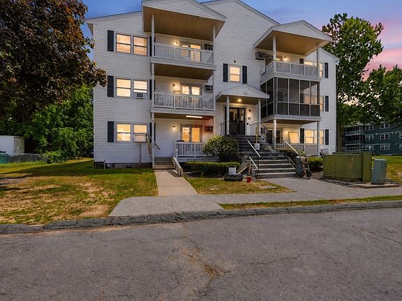 2nd image of 30 Abbey Rd APT 102