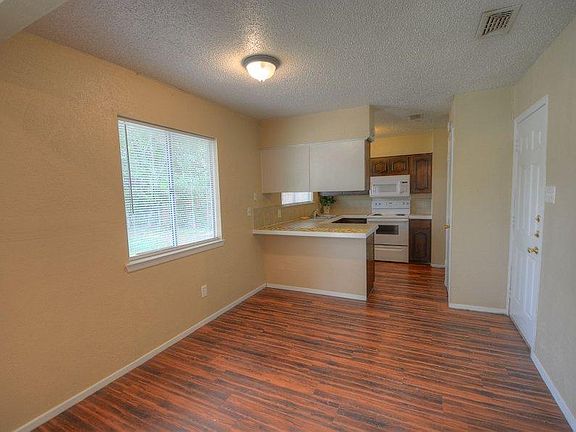 5th image of 6848 Margaret Dr