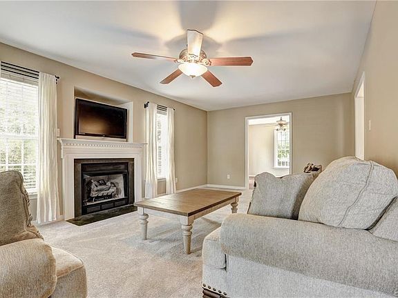 2nd image of 10001 Bon Air Crest Dr