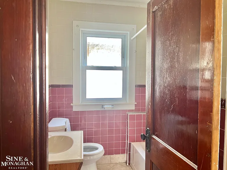 1450 Maryland St — Photo 15