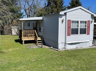 42 Concord Cir, Freedom, PA 15042