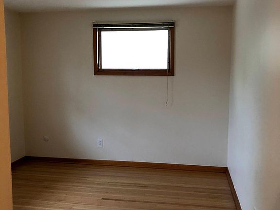 2nd image of 164 Greenfield Dr