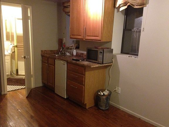 4th image of 460 E 115th St APT C