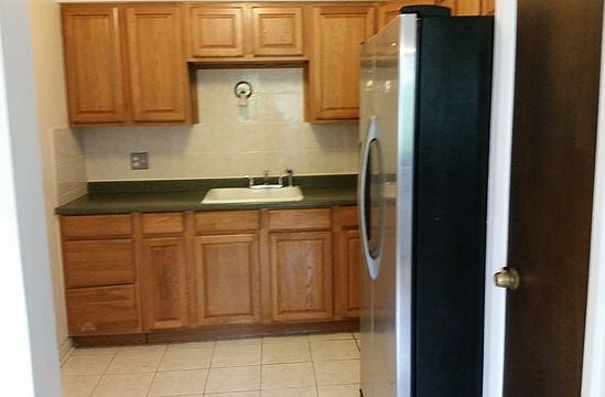4th image of 1600 W Greenleaf Ave APT 310
