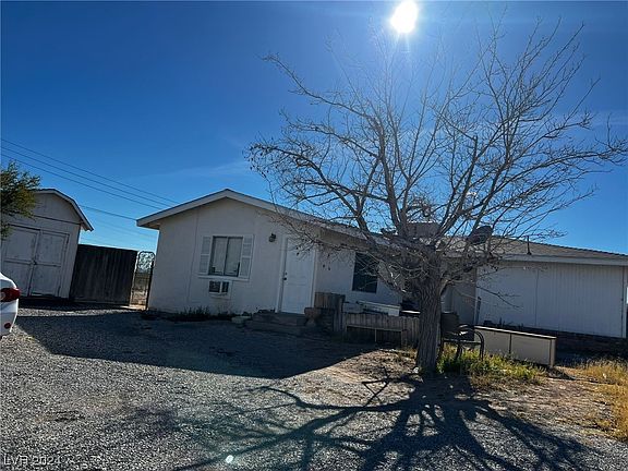 2nd image of 5882 Topaz St