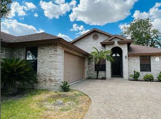 1908 Whitewood Dr, Laredo, TX 78045