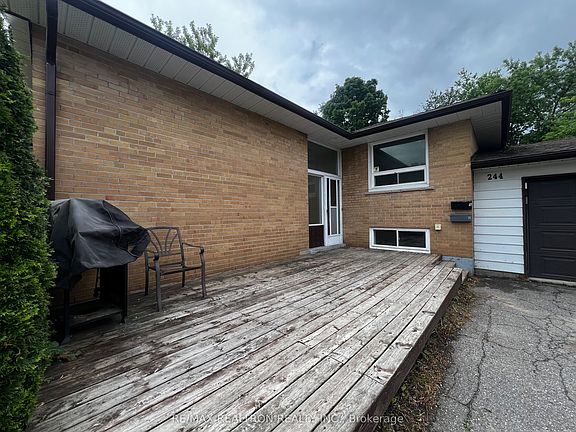 2nd image of 244 Saint Vincent St