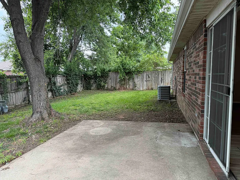 1227 S Camellia Ln — Photo 11