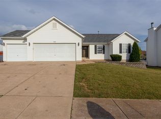 3300 Vogel Estates Dr, Arnold, MO 63010