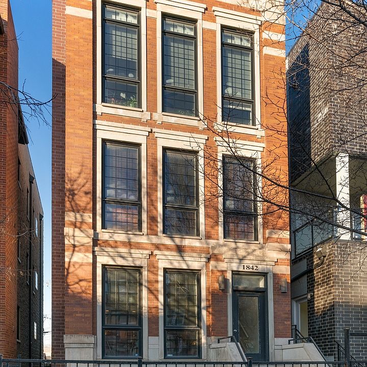1st image of 1842 W Armitage Ave #1