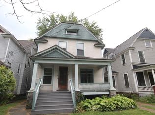 619 Village St, Kalamazoo, MI 49008