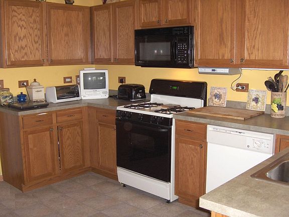 5th image of 3105 W Gloria Ln