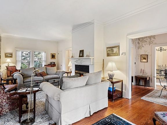 4th image of 8 Sarven Ct