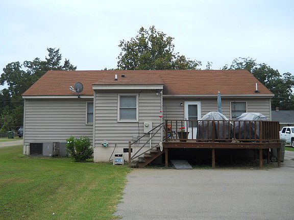 2nd image of 414 Harris St
