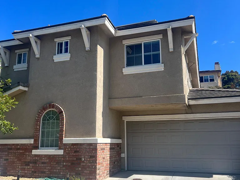 604 Allison Ln — Photo 1