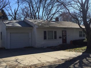 608 Carter Dr, Red Oak, IA 51566