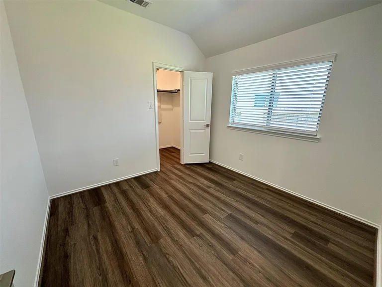 31900 Retama Ranch Ln — Photo 7
