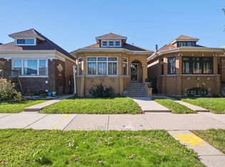 5628 S Sacramento Ave, Chicago, IL 60629