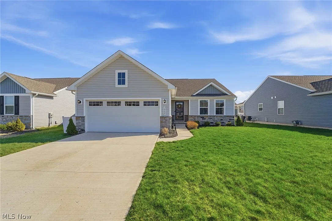 3868 Willow Way photo 1