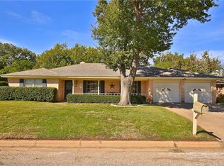 60 Stonegate Rd, Abilene, TX 79606