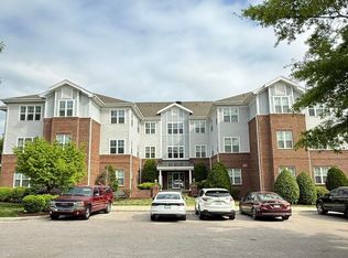 732 Waterford Lake Dr, Cary, NC 27519