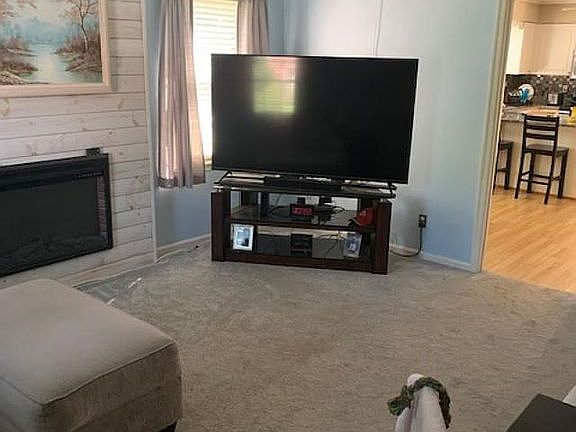 2nd image of 4620 Lawndale Dr #Unit E