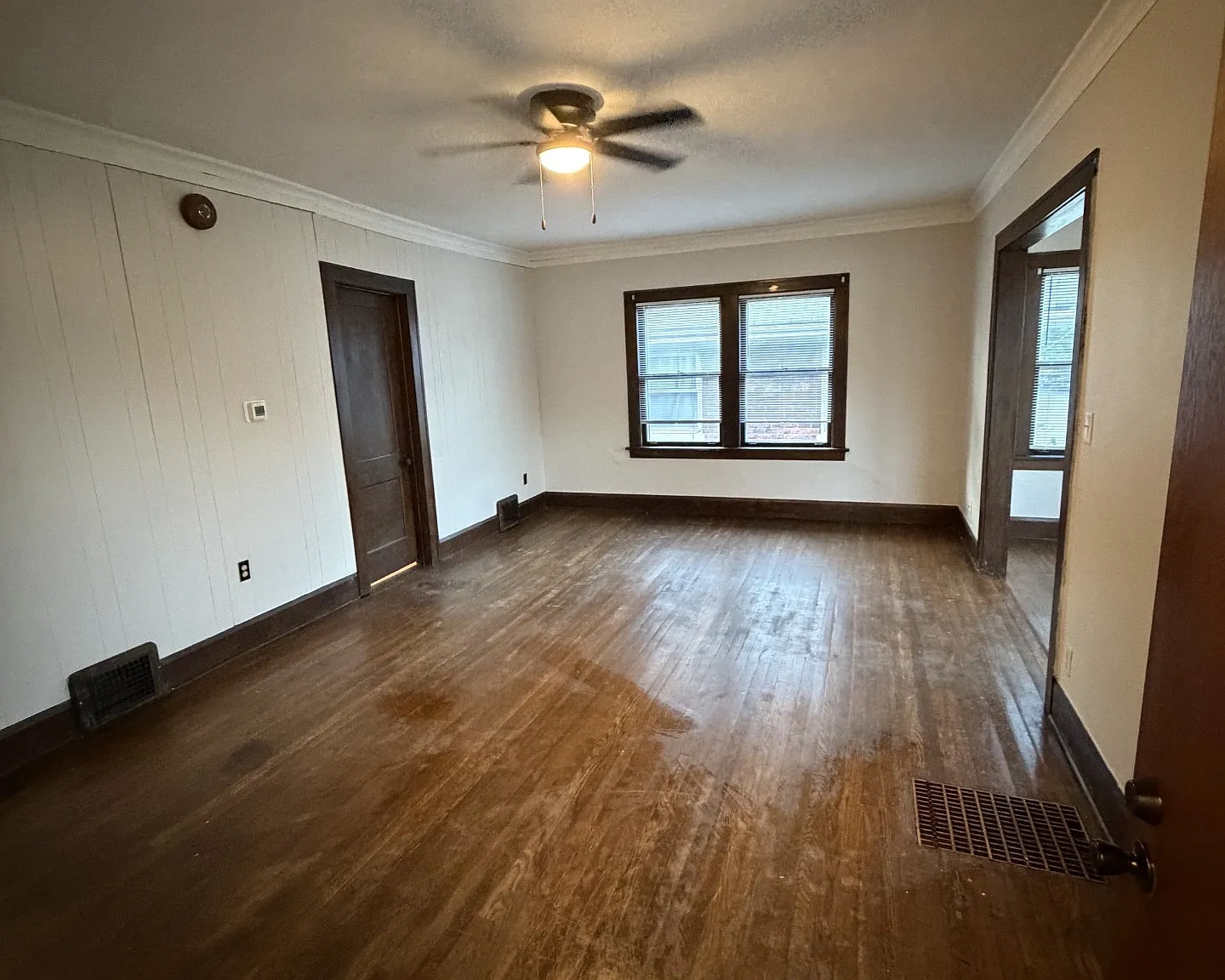 2 bed, 820 sqft, $1,050 — Photo 3