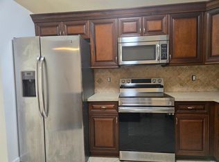 4851 NW 15th St, Pompano Beach, FL 33063