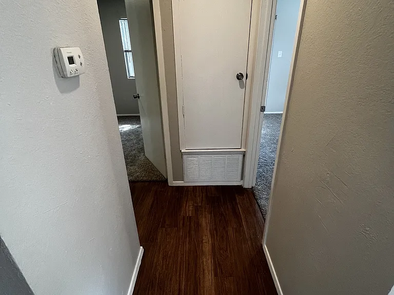 821 Bracewood Cir #B — Photo 9