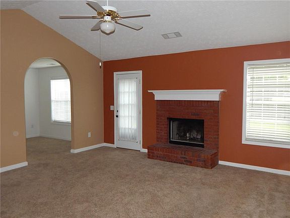 5th image of 4142 Alaina Ave