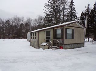 892 Whittier Rd, Tamworth, NH 03886