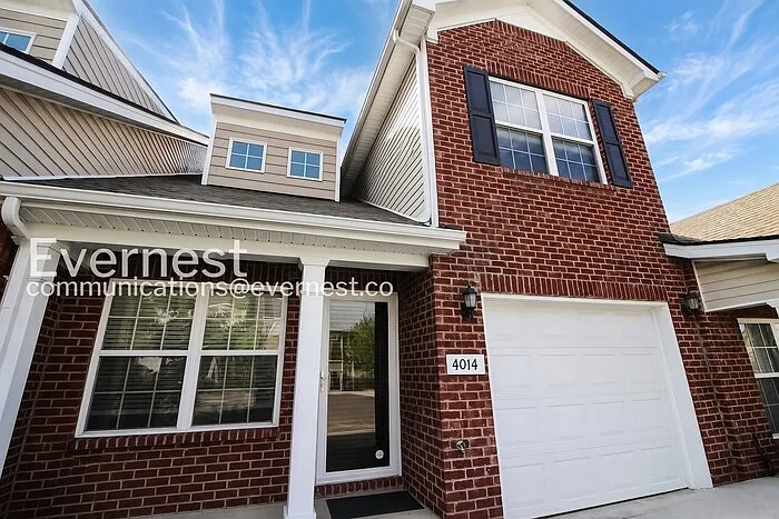 3 bed, 2.5 bath, 1632 sqft, $2,150 — Photo 1