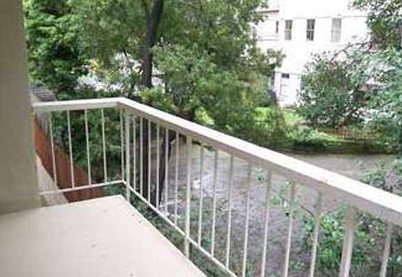 4th image of 590 El Dorado Ave
