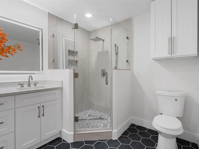 12019 Beth Ln — Photo 19
