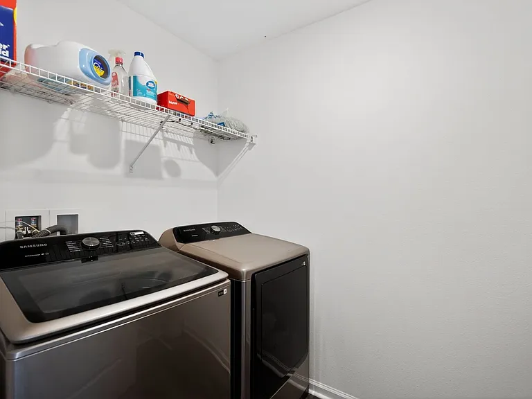 35568 Shade Fern Ln — Photo 32