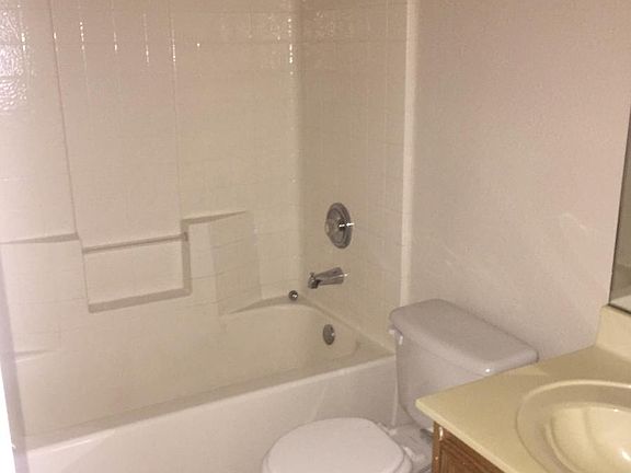 5th image of 4103 Rainlily St